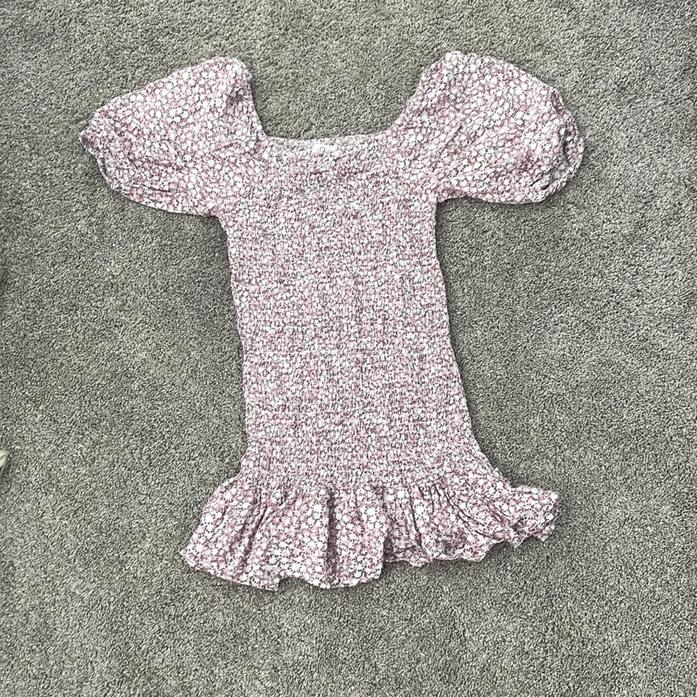 Francescea’s Pink and white floral dress